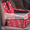 autostoel-hond-rood-met-pootafdruk