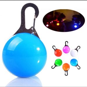 veiligheidslampje-product-kleuren-hond-kind-mens-nacht-avond-ledlicht-kleur-halsband-gesp-jas