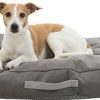 trixie-be-eco-kussen-danilo-hoekig-grijs-hond